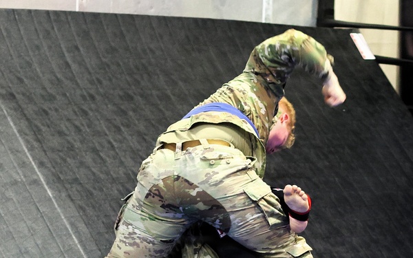 Grit, Courage and Resilience Define Illinois Army National Guard Combatives Champions