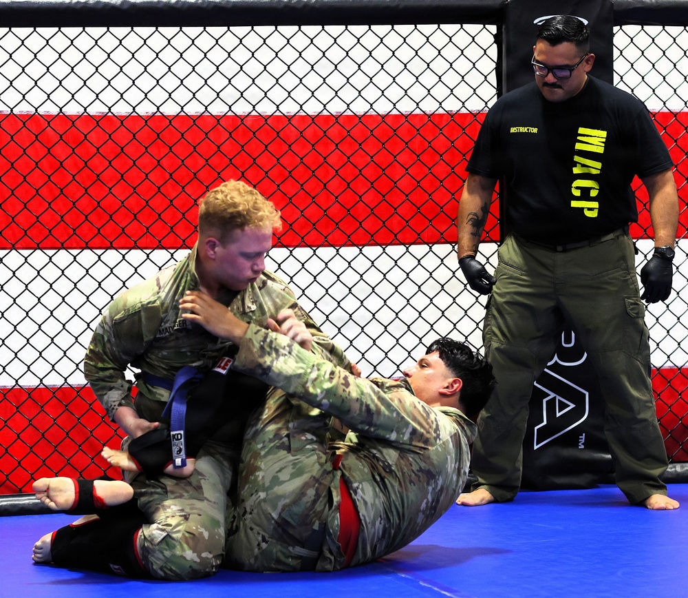 Grit, Courage and Resilience Define Illinois Army National Guard Combatives Champions