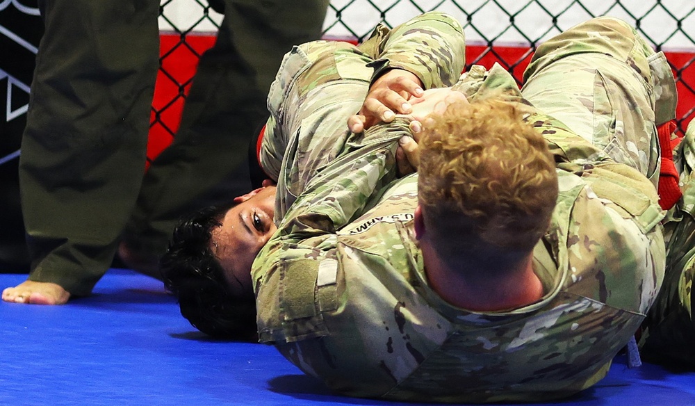 Grit, Courage and Resilience Define Illinois Army National Guard Combatives Champions