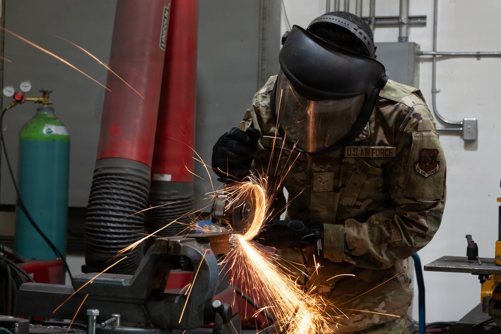 Civil Engineering Airmen work and strengthen ties with Royal Canadian Air Force