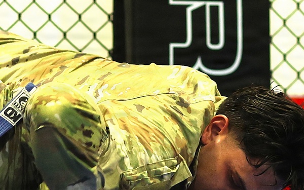Grit, Courage and Resilience Define Illinois Army National Guard Combatives Champions