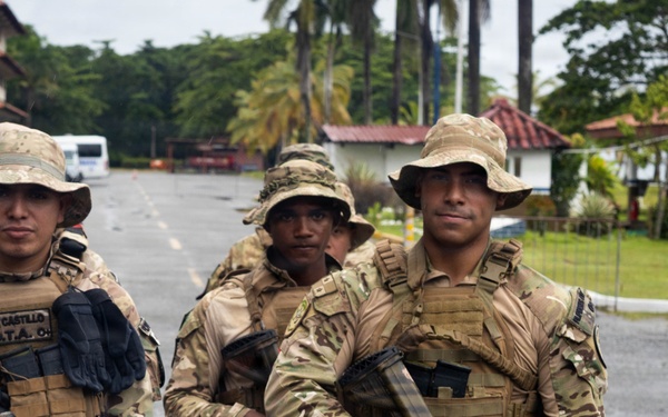 LCF-24: V32 Training with Panamanian Marines