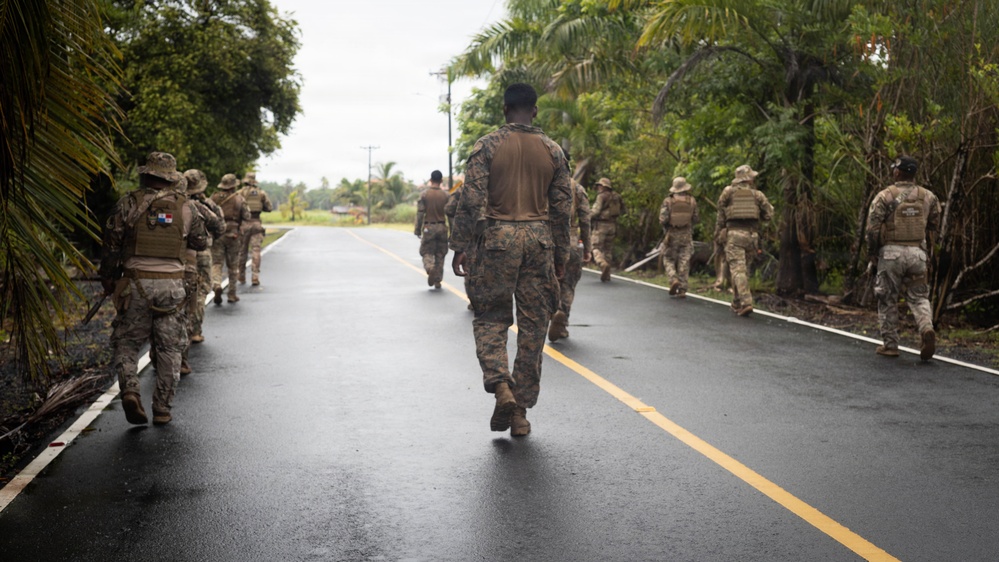 LCF-24: V32 Training with Panamanian Marines
