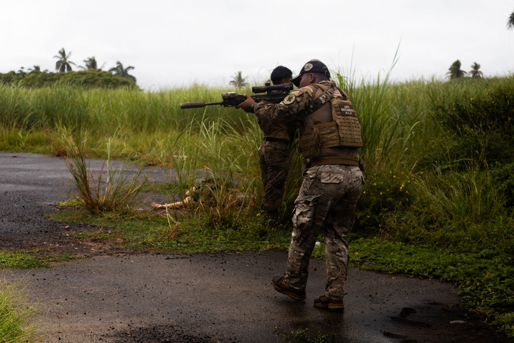 LCF-24: V32 Training with Panamanian Marines