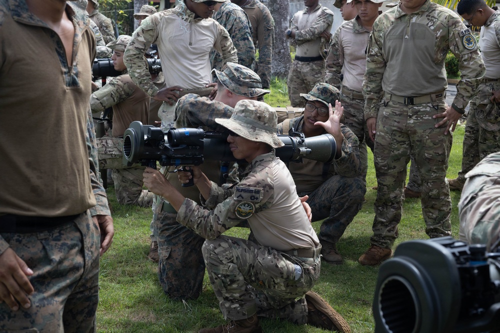 LCF-24: V32 Training with Panamanian Marines