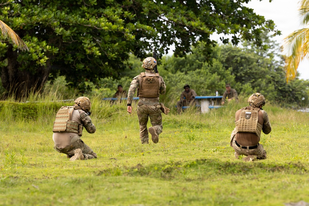 LCF-24: V32 Training with Panamanian Marines