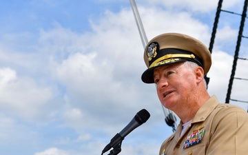 USS Milius chief receives the George Sirian Award