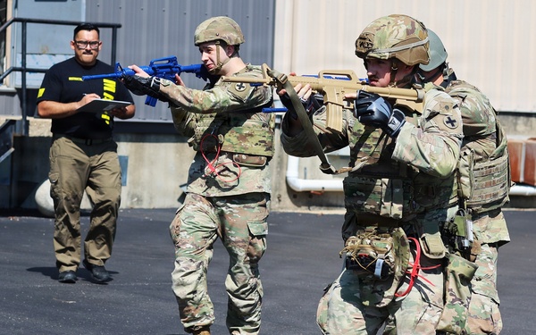 Vehicle Extraction Event Offers Realistic Training during Illinois Army National Guard TAG Combatives Competition