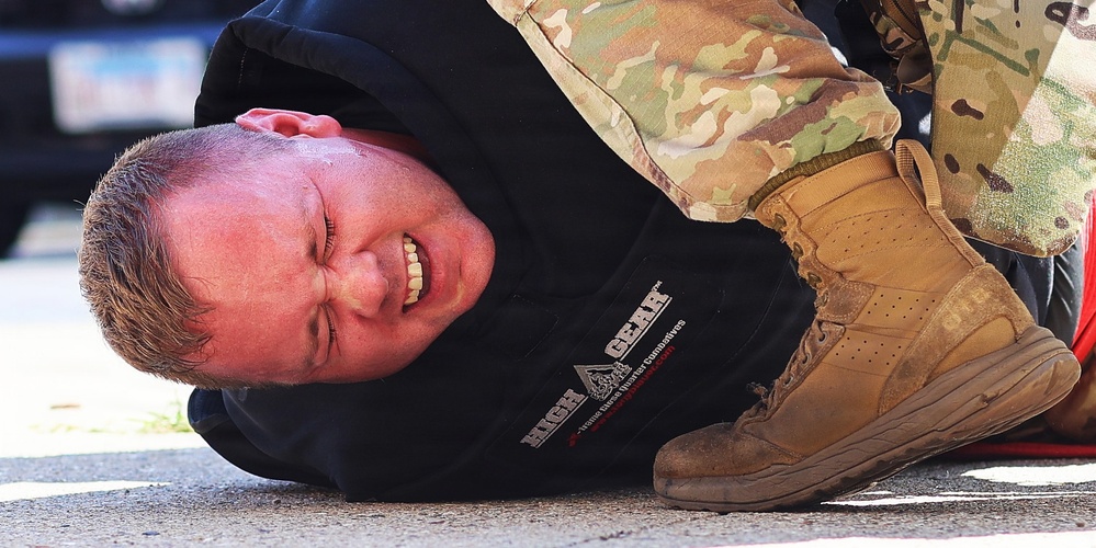 Vehicle Extraction Event Offers Realistic Training during Illinois Army National Guard TAG Combatives Competition