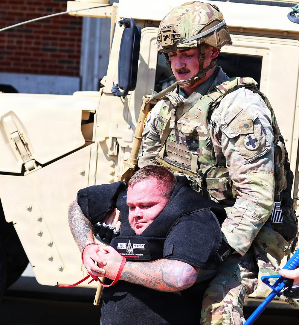 Vehicle Extraction Event Offers Realistic Training during Illinois Army National Guard TAG Combatives Competition