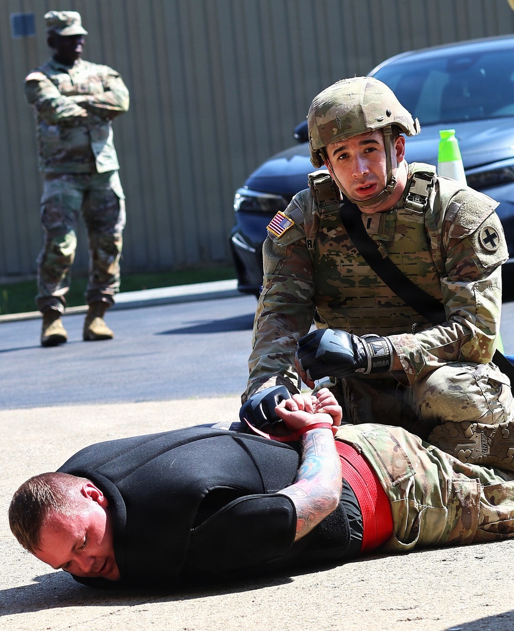 Vehicle Extraction Event Offers Realistic Training during Illinois Army National Guard TAG Combatives Competition