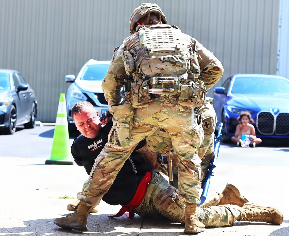 Vehicle Extraction Event Offers Realistic Training during Illinois Army National Guard TAG Combatives Competition