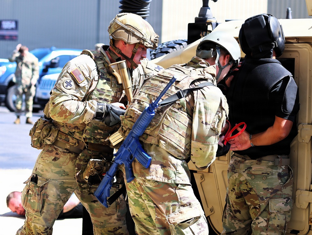 Vehicle Extraction Event Offers Realistic Training during Illinois Army National Guard TAG Combatives Competition