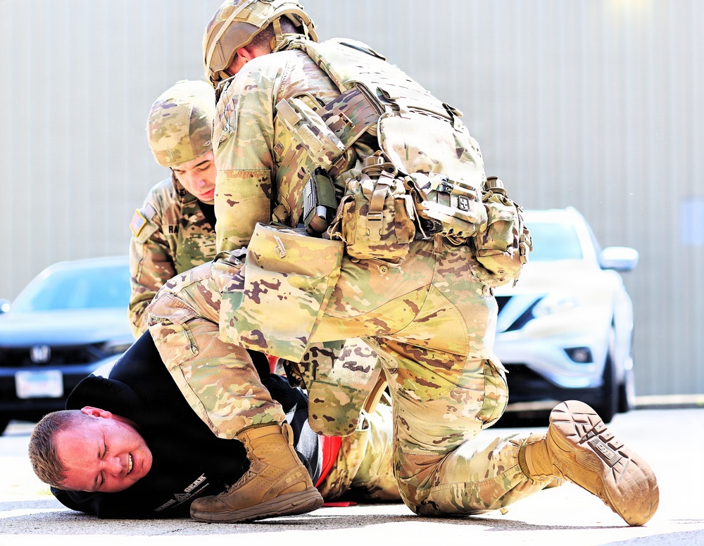 Vehicle Extraction Event Offers Realistic Training during Illinois Army National Guard TAG Combatives Competition