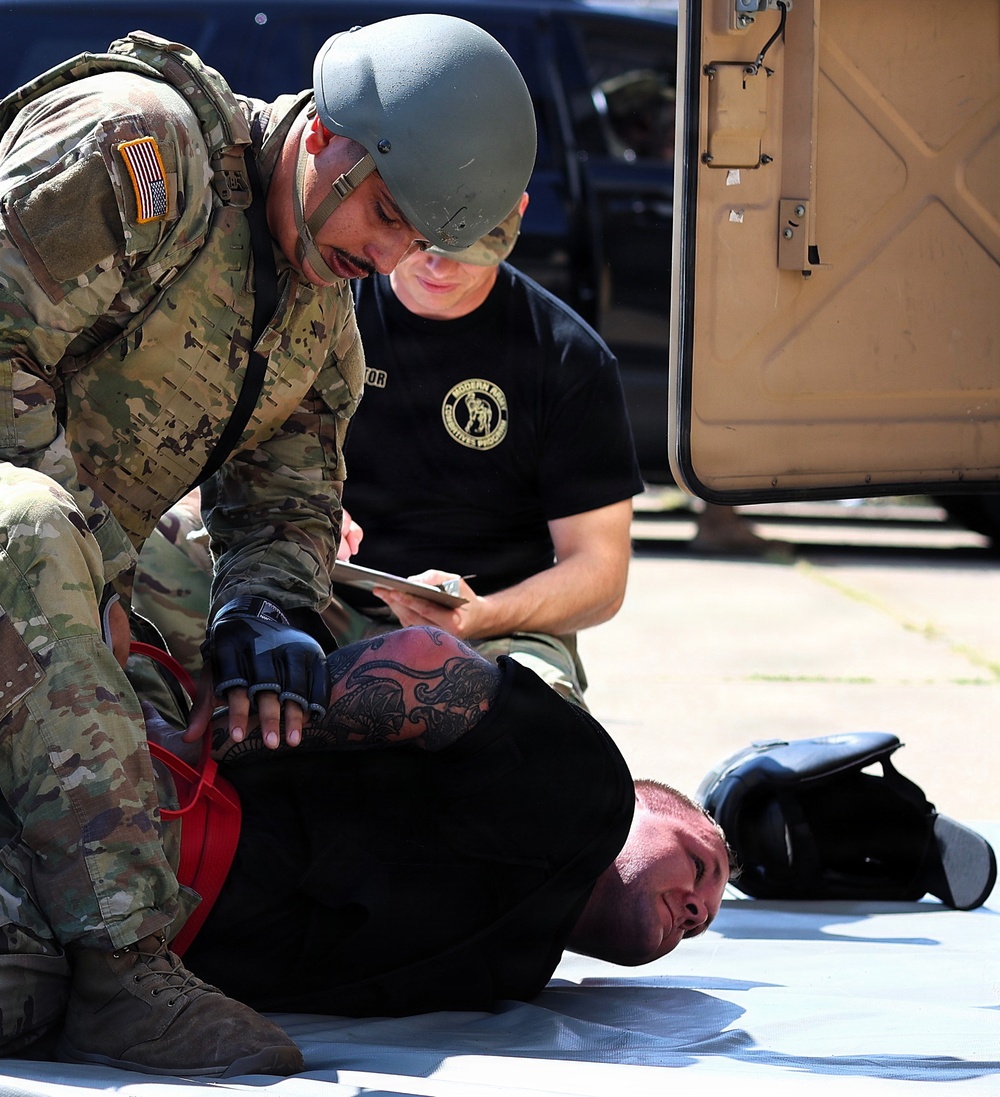 Vehicle Extraction Event Offers Realistic Training during Illinois Army National Guard TAG Combatives Competition