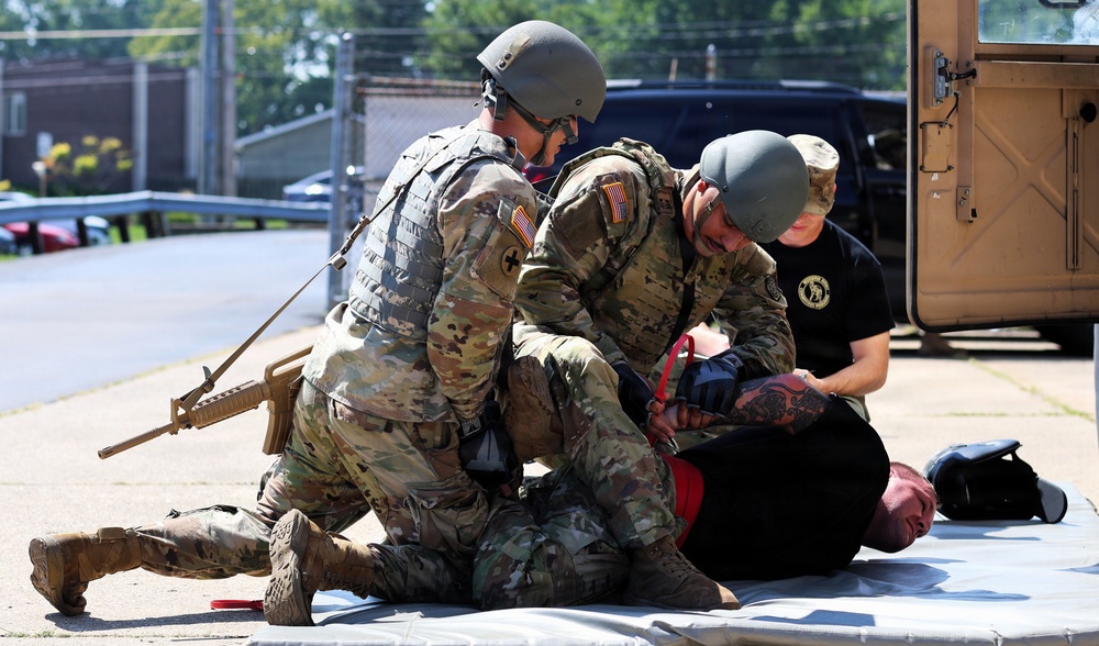 Vehicle Extraction Event Offers Realistic Training during Illinois Army National Guard TAG Combatives Competition