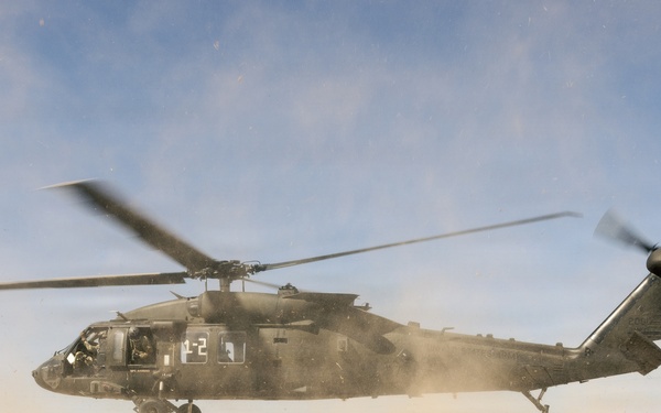 JTF-SB Soldiers and Border Patrol agents conduct joint patrol