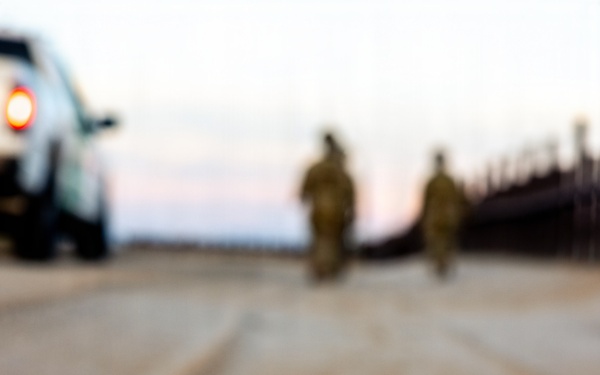 JTF-SB Soldiers and Border Patrol agents conduct joint patrol
