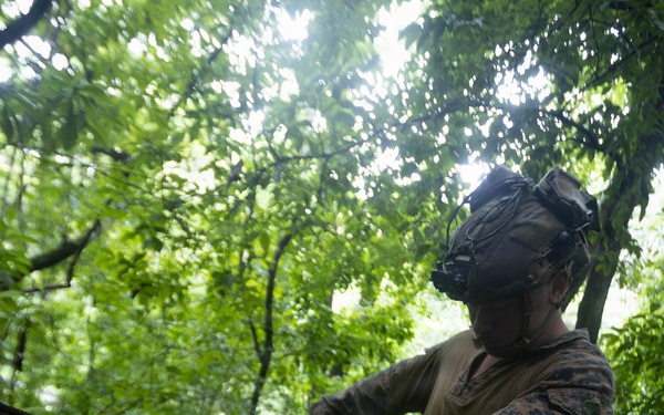 LCF-24: By Fire and Close Combat, V32 Rappelling