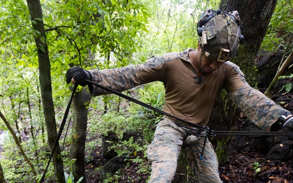 LCF-24: By Fire and Close Combat, V32 Rappelling
