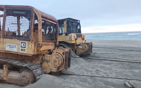 Unified Command responds to grounded vessel near Point Reyes