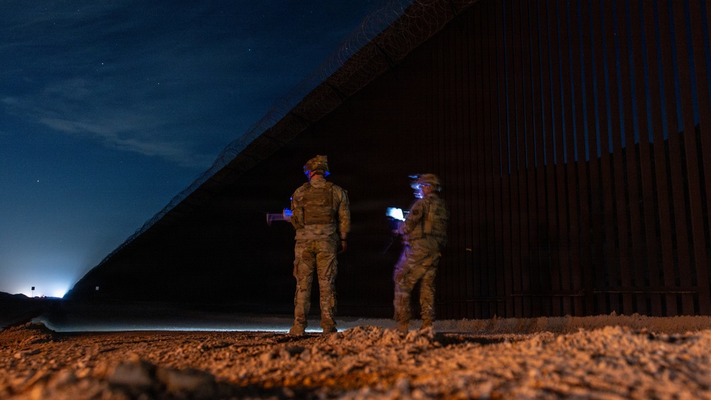 JTF-SB Soldiers and Border Patrol agents conduct night patrol operations