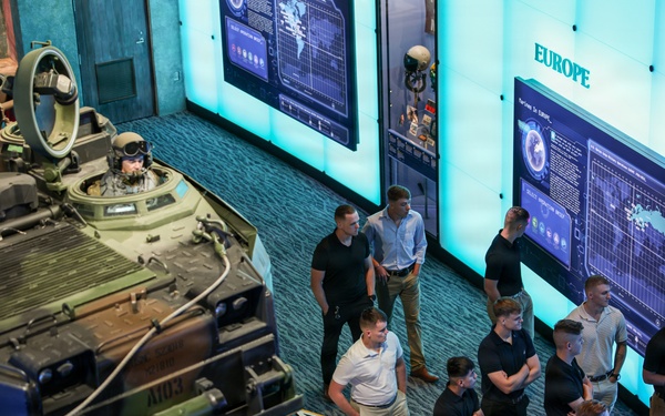 MBW Guard Co. visit the National Museum of the Marine Corps
