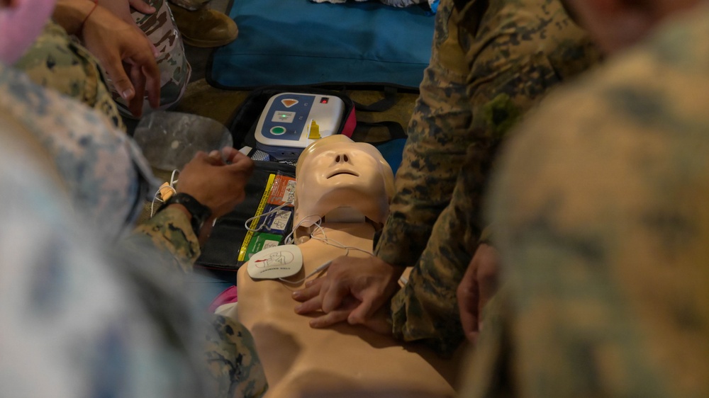 MRF-D Marines conduct exercise circuits, tactical casualty combat care
