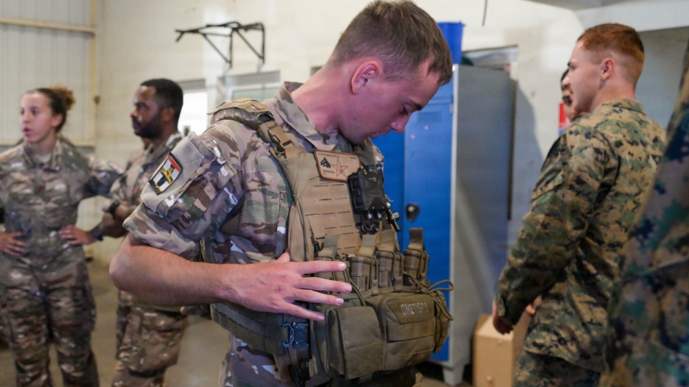 DELAYEN 26: MRF-D Marines begin participation in exercise with French Armed Forces in French Polynesia
