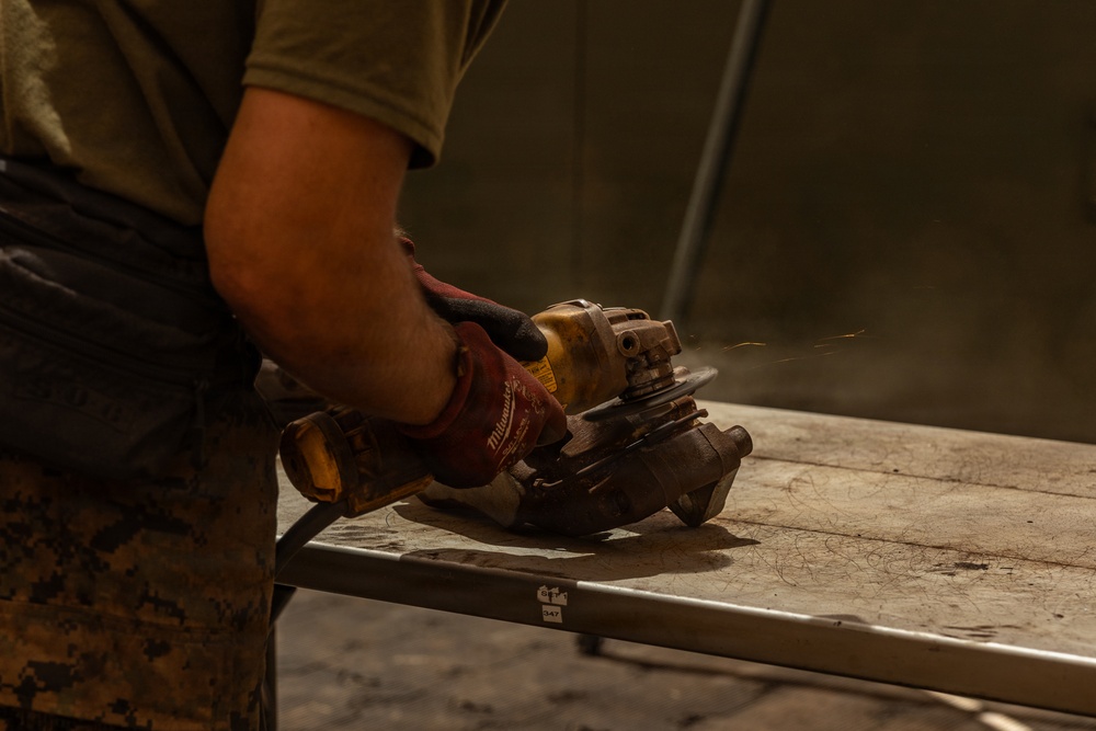 Sustaining Readiness in The Field: Marines with 1st Maintenance Battalion execute FEX
