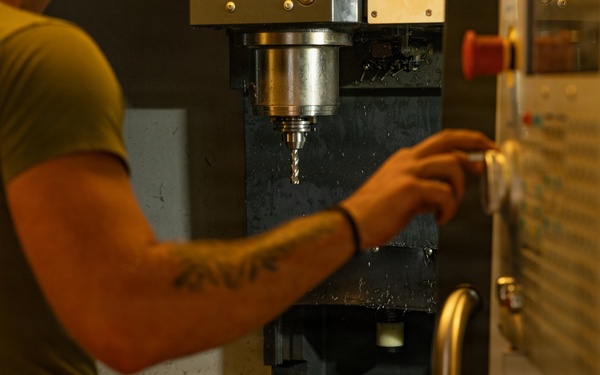 Sustaining Readiness in The Field: Marines with 1st Maintenance Battalion execute FEX