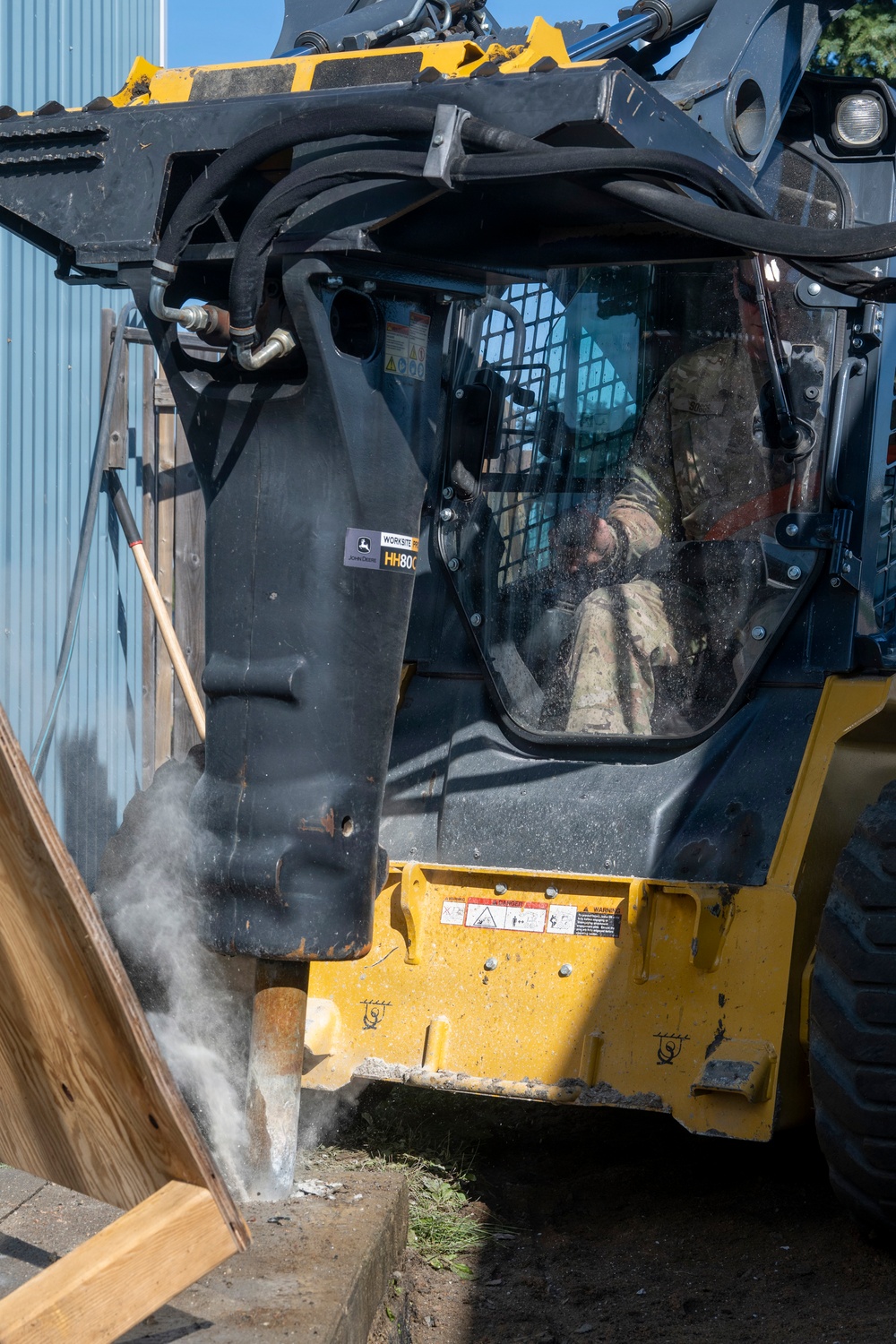 Idaho Air National Guard civil engineers strengthen partnership during Canadian DFT