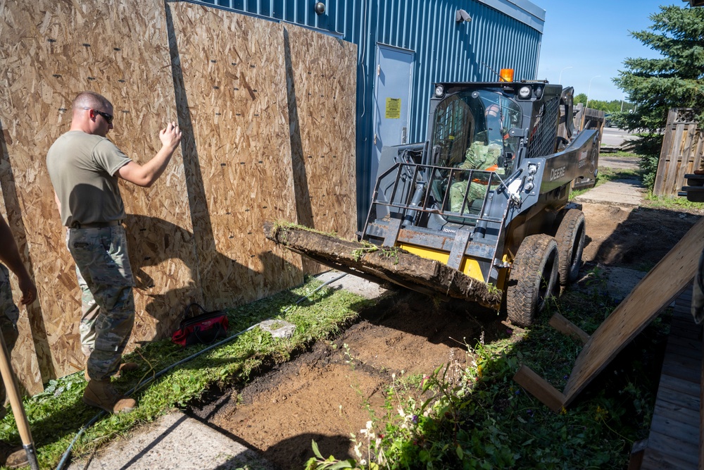Idaho Air National Guard civil engineers strengthen partnership during Canadian DFT