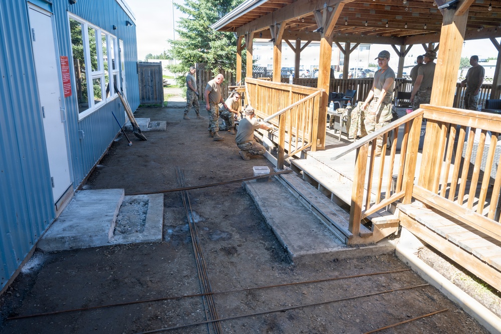 Idaho Air National Guard civil engineers strengthen partnership during Canadian DFT