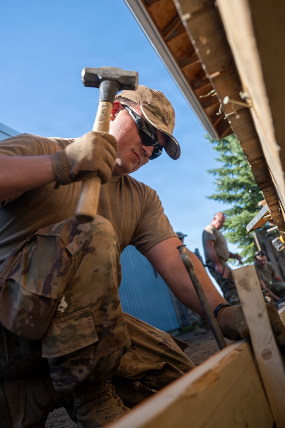 Idaho Air National Guard civil engineers strengthen partnership during Canadian DFT