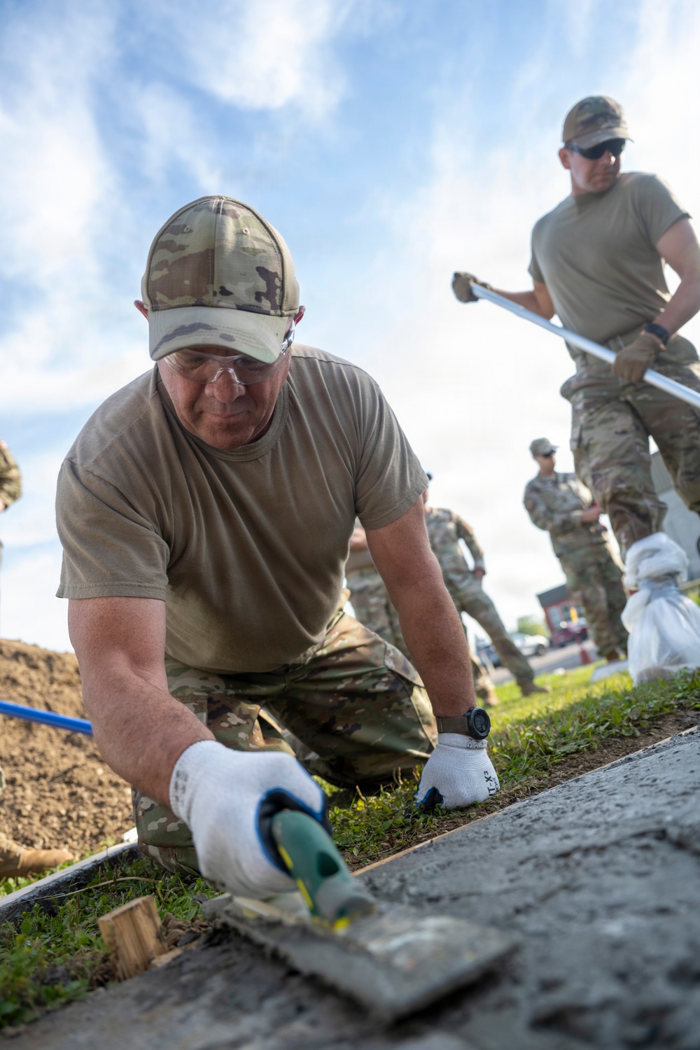 Idaho Air National Guard civil engineers strengthen partnership during Canadian DFT