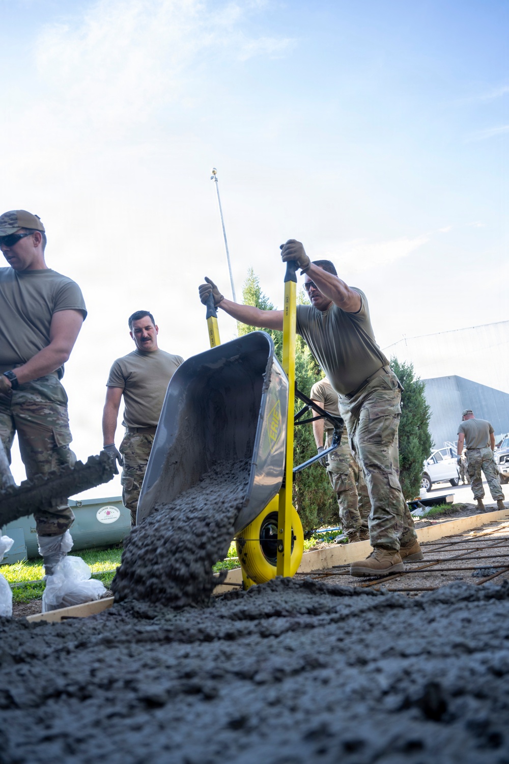 Idaho Air National Guard civil engineers strengthen partnership during Canadian DFT