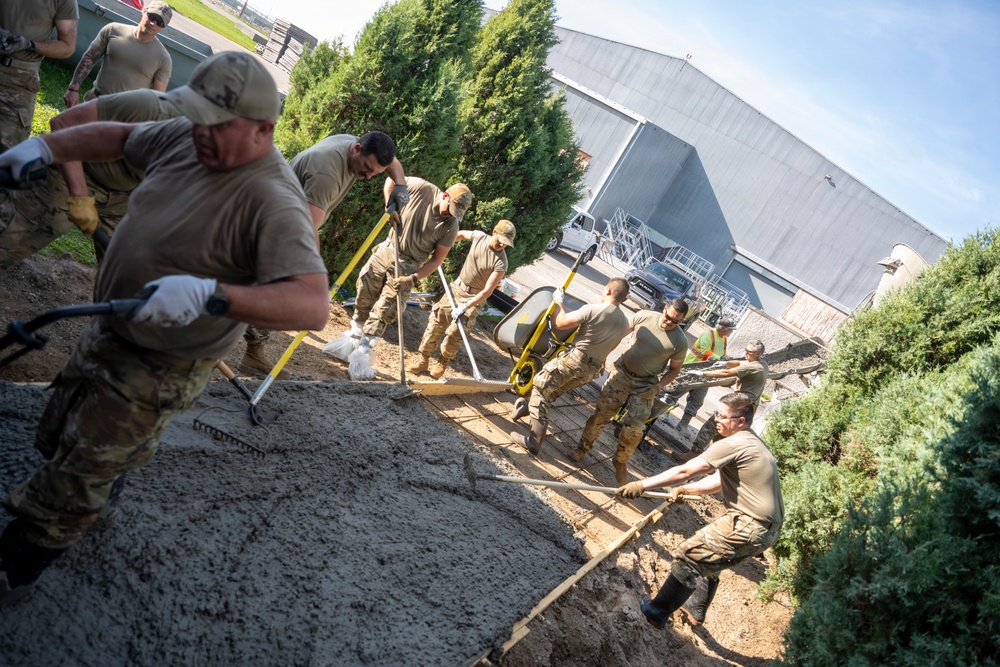 Idaho Air National Guard civil engineers strengthen partnership during Canadian DFT
