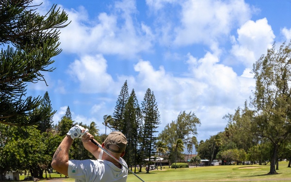 CO’s Cup: Hitting the Links