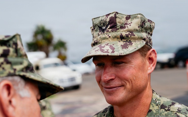 EODGRU-1 Holds a Change of Command