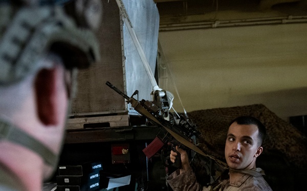 11th MEU Marines Conduct Close Combat Movement Drills Aboard Boxer