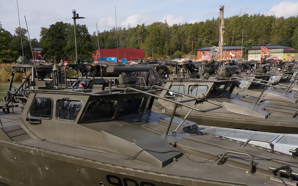 U.S. Navy Corpsman, Swedish Forces conduct medical training on Swedish CB90 during Archipelago Endeavor 26