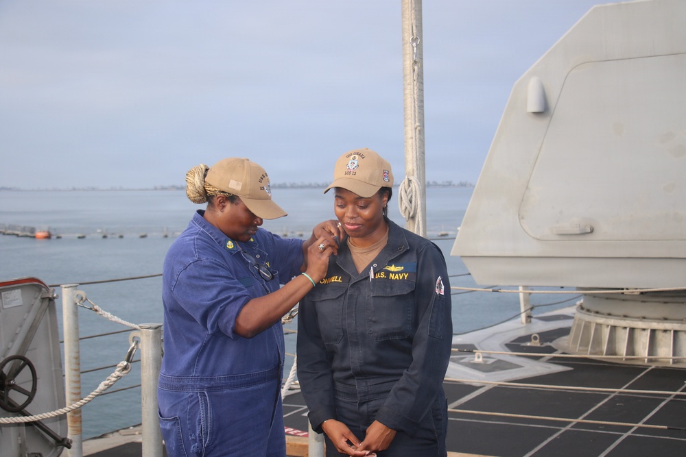 LT Bonwell Officer Promotion Ceremony held onboard USS Omaha (LCS 12) [Image 3 of 3]