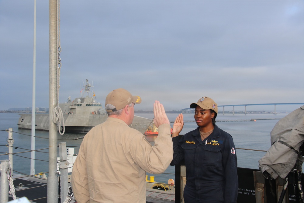 LT Bonwell Officer Promotion Ceremony held onboard USS Omaha (LCS 12) [Image 1 of 3]