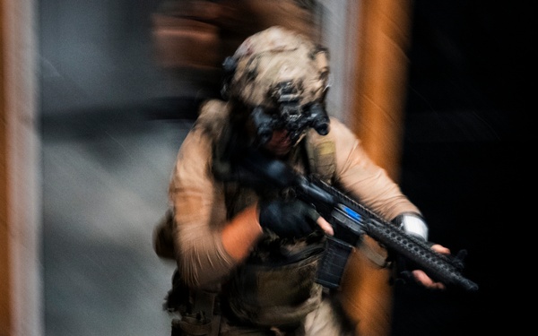 U.S. Navy EOD King Crab 2026