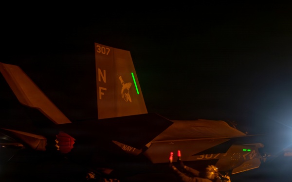 George Washington Conducts Flight Operations