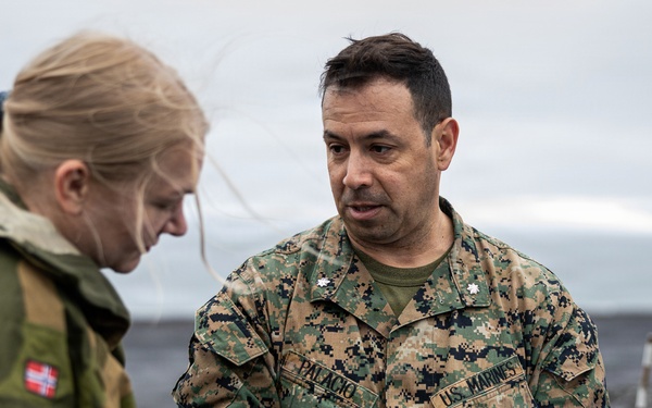 U.S. Marines, Norwegian Military Leaders conduct site reconnaisance on Jan Mayen