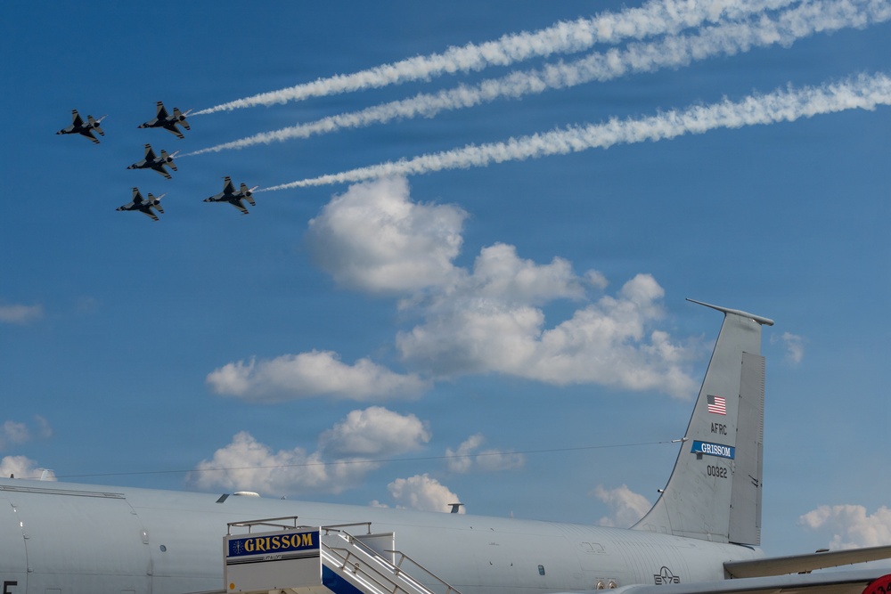 Trails Streak Over Grissom During Air &amp; Space Expo