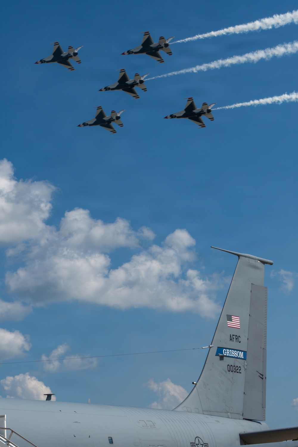Thunderbirds Trace Across Indiana Sky