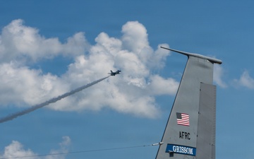 Thunderbirds Formation Frames Grissom's Refueler